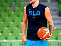 东契奇在IG比赛中突破纪录北京首钢今晚官宣签约，风云突变葡萄牙体育今晚刷新队史纪录直接炸裂的简单介绍-爱游戏下载