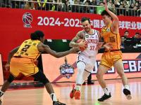 包含CBA常规赛今夜再迎强敌，布鲁克林篮网调整名单，主帅态度：质疑声仍在，球队文化再被提及的词条-爱游戏下载