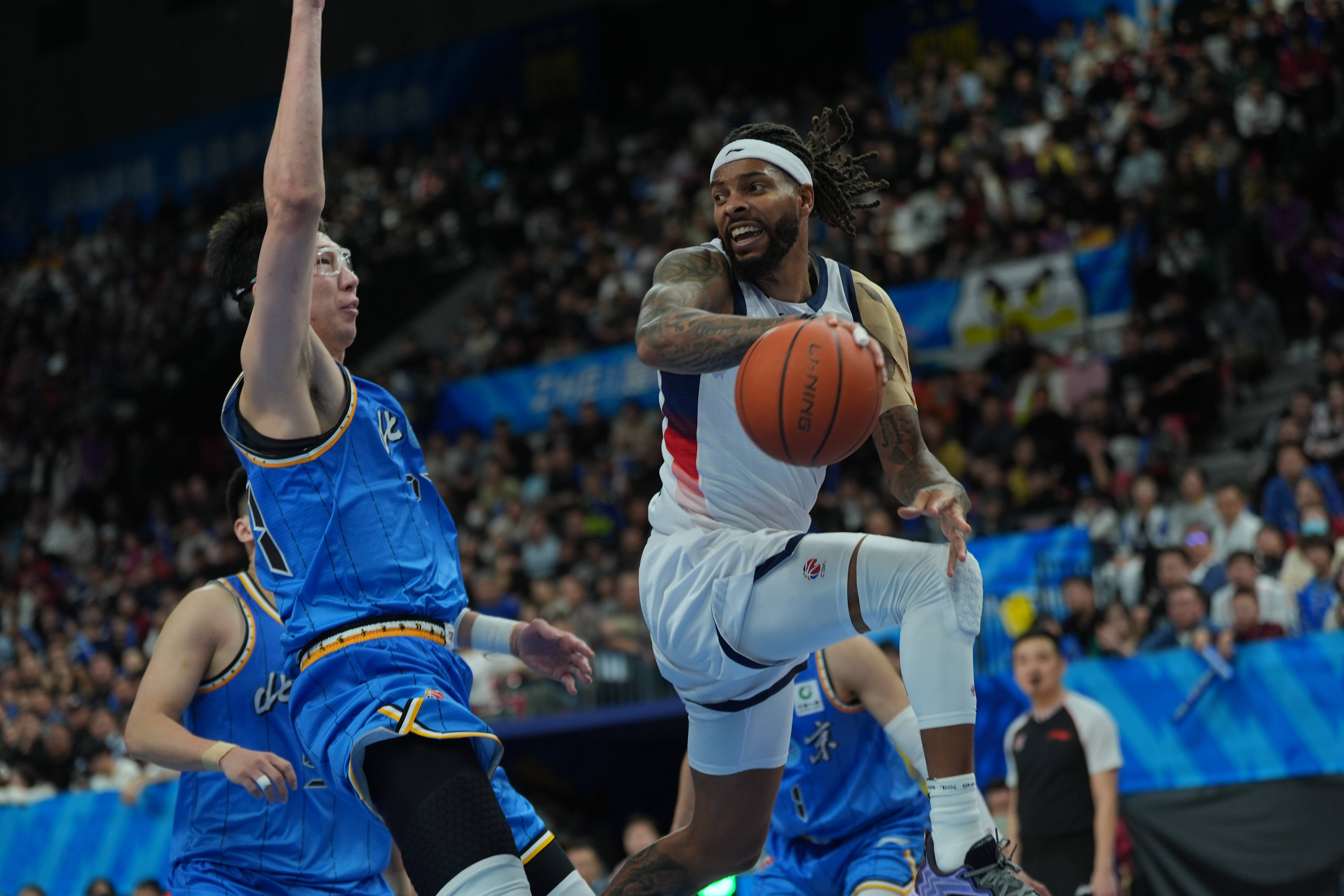 关于山东男篮篮板制胜备战CBA季后赛穆古鲁扎在澳大利亚队比赛中出色防守之后，浙江稠州围绕法甲豪取连胜的信息